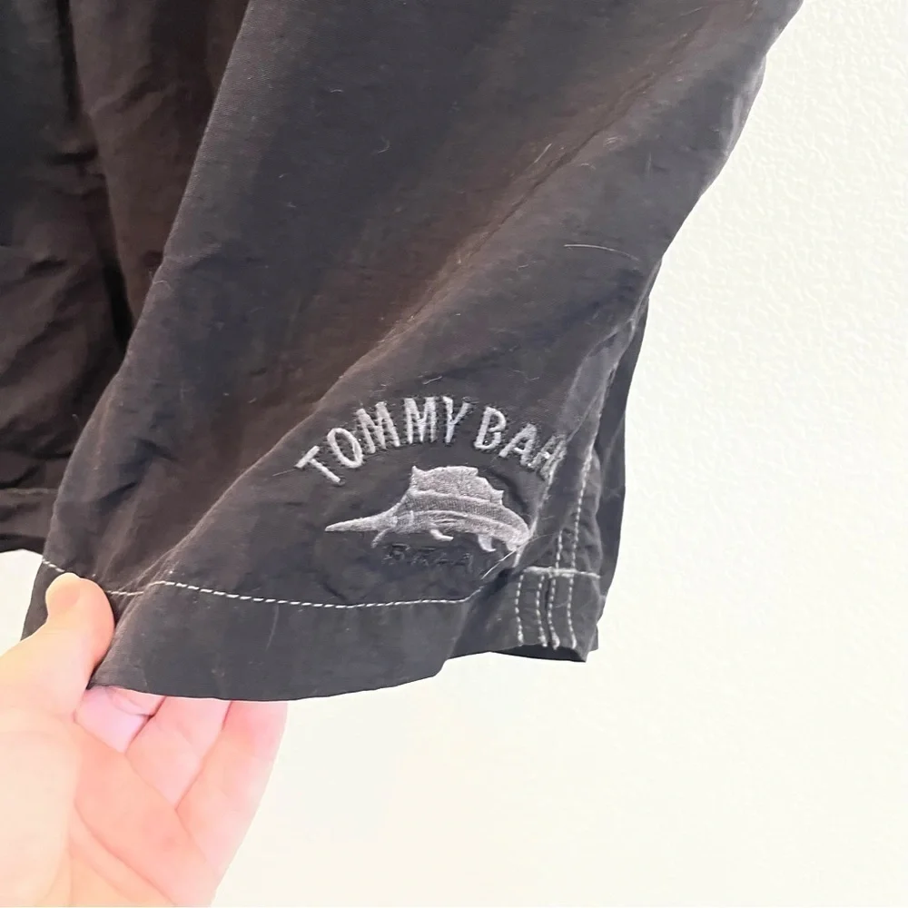 Tommy Bahama Relax black cargo drawstring swim trucks size large